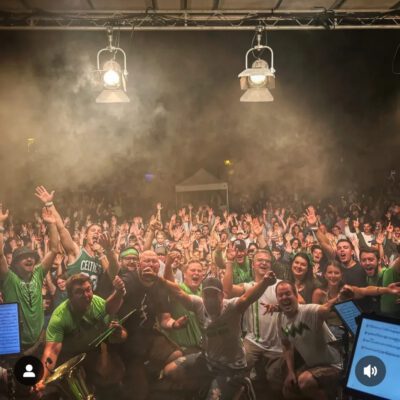 Ein Bild von der Band auf der Bühne in Bodman